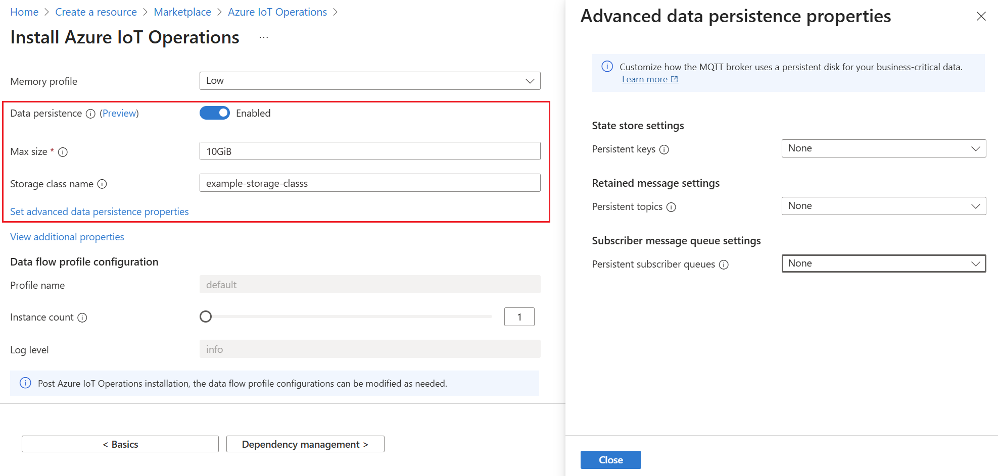 [Screenshot showing data persistence options during deployment in the Azure portal]