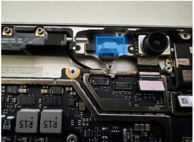 Screenshot that shows applying small bead of thermal putty from syringe onto target location.