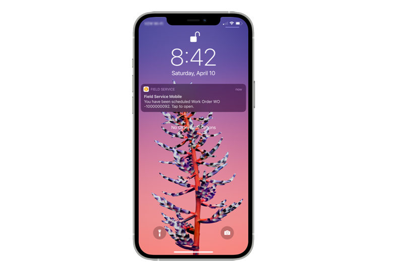 A mobile phone push notification from Field Service.