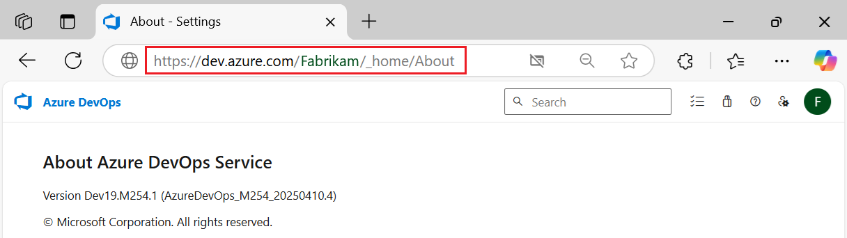 Capture d’écran de la page À propos d’Azure DevOps Services montrant la plateforme utilisée par l’organisation et le numéro de version.