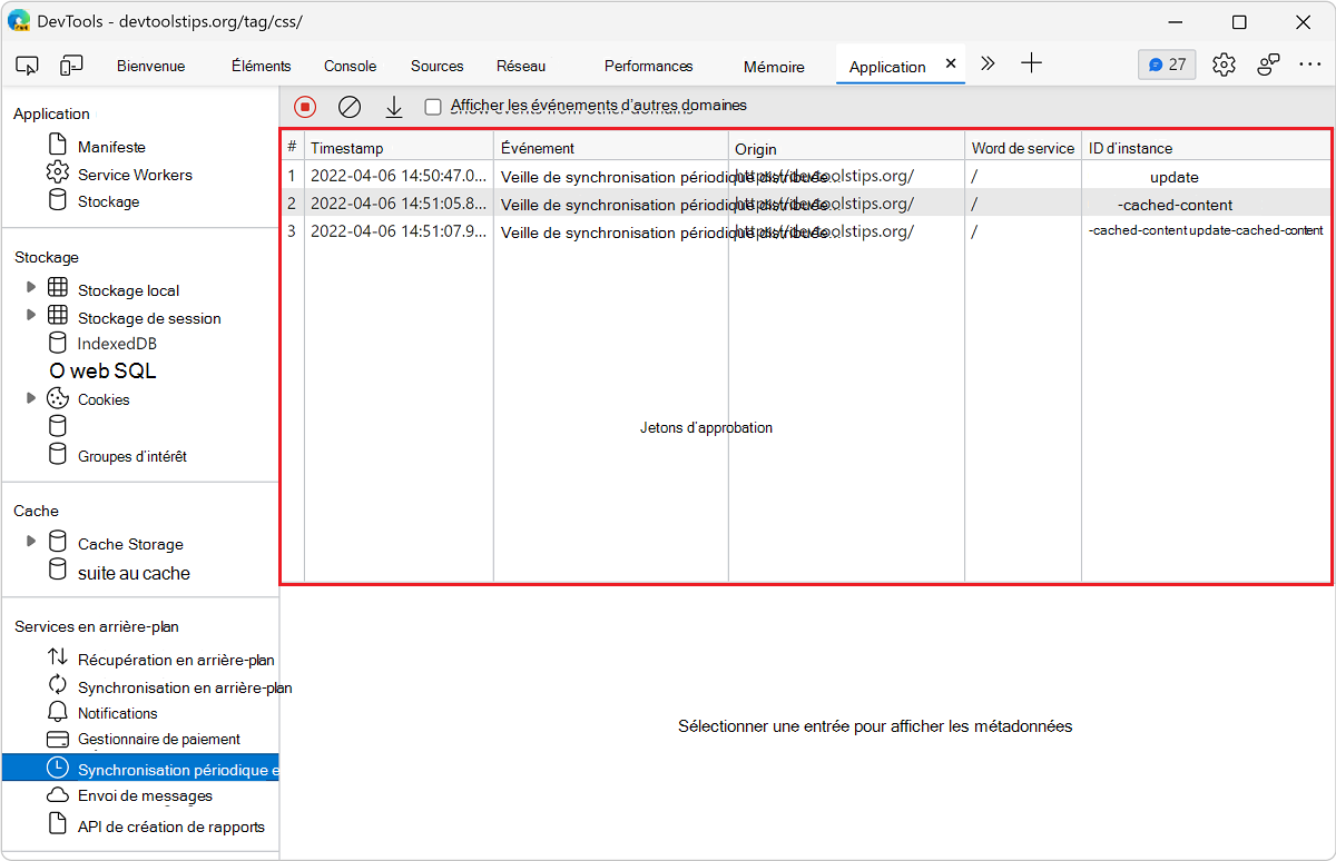Journal des événements dans le volet Synchronisation périodique en arrière-plan