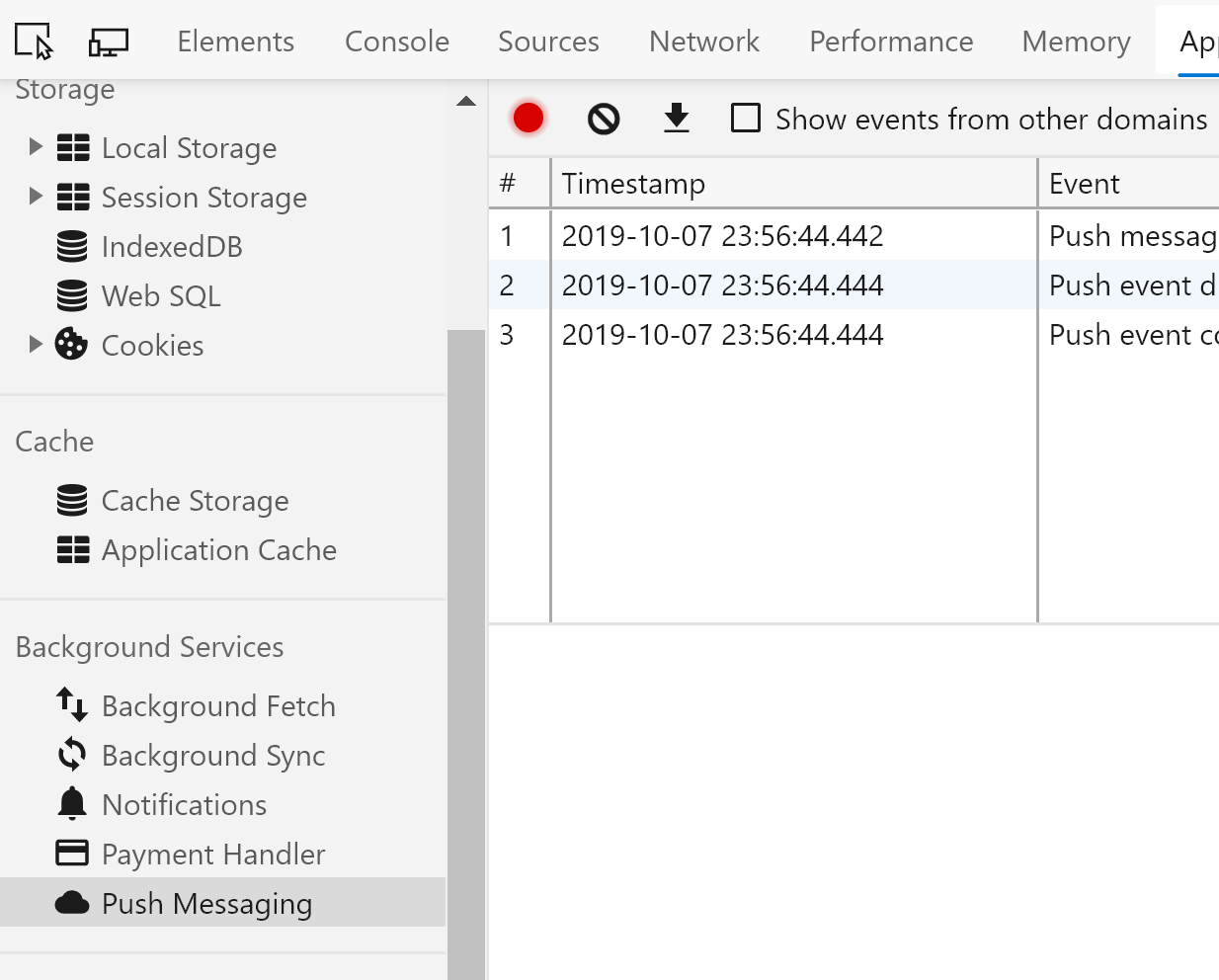[アプリケーション] タブのブラウザー開発者ツール コンソール。