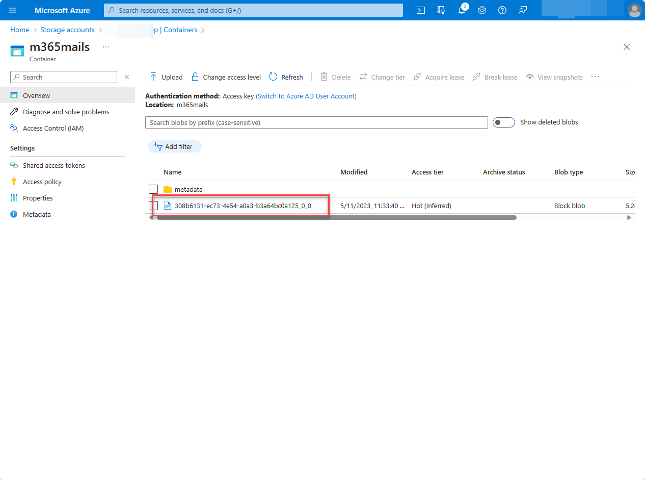 Azure Storage コンテナーに新しく作成されたファイルを示すAzure portal ユーザー インターフェイスのスクリーンショット。
