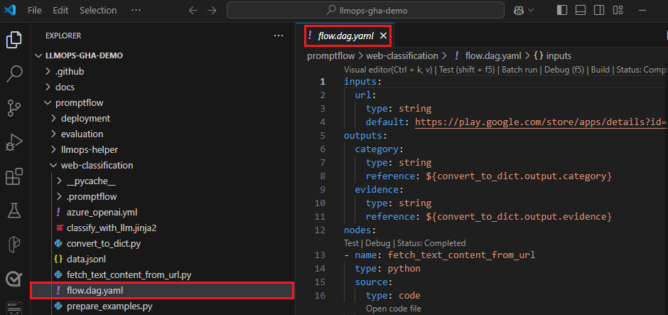 VS Code 中 YAML 文件的屏幕截图,突出显示了默认输入和流目录。
