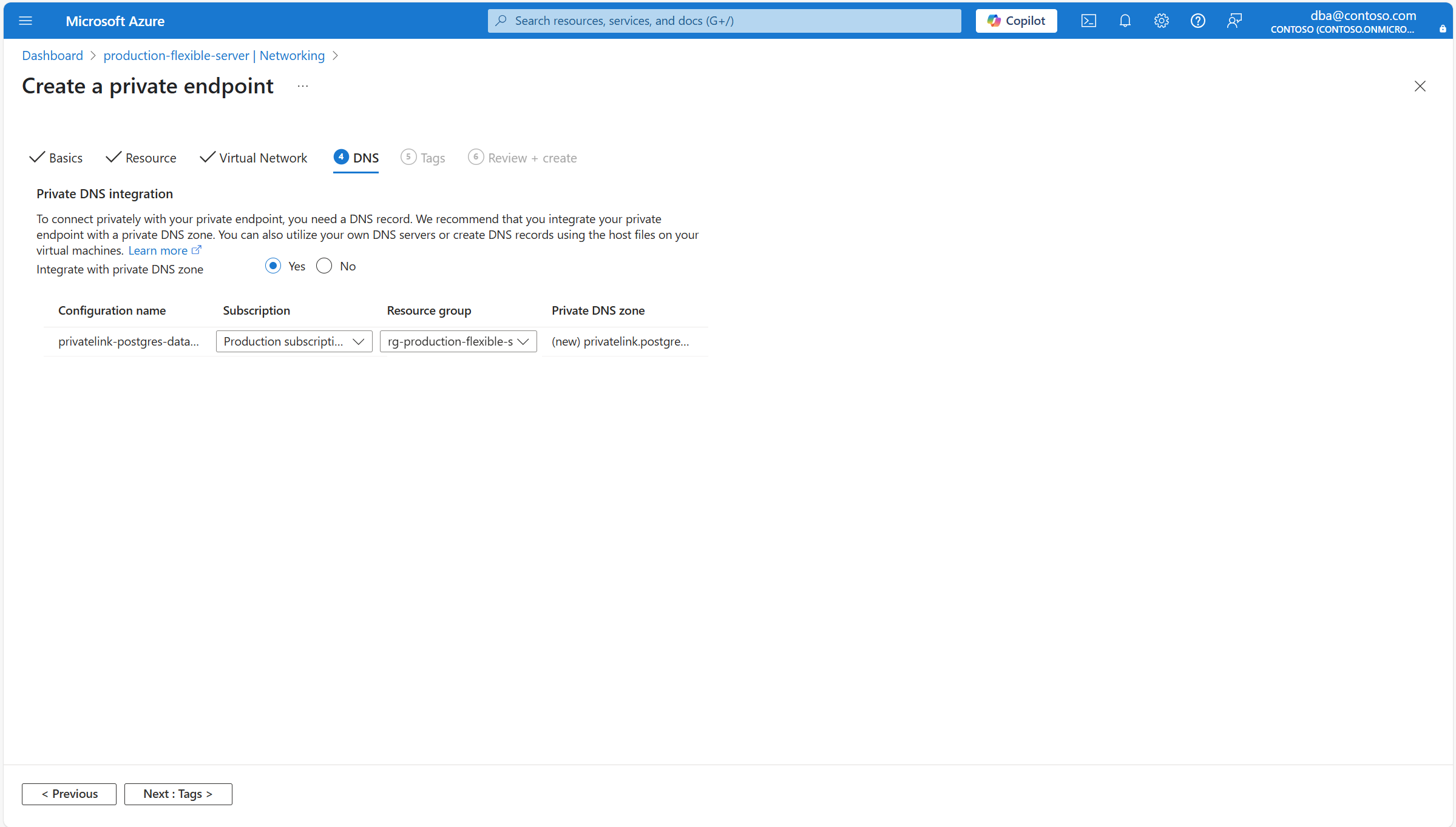 显示“创建专用终结点”的“DNS”页的屏幕截图。