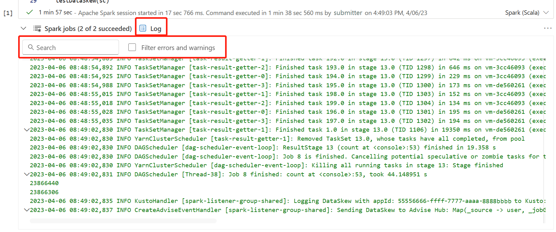 屏幕截图显示代码单元下的实时日志。