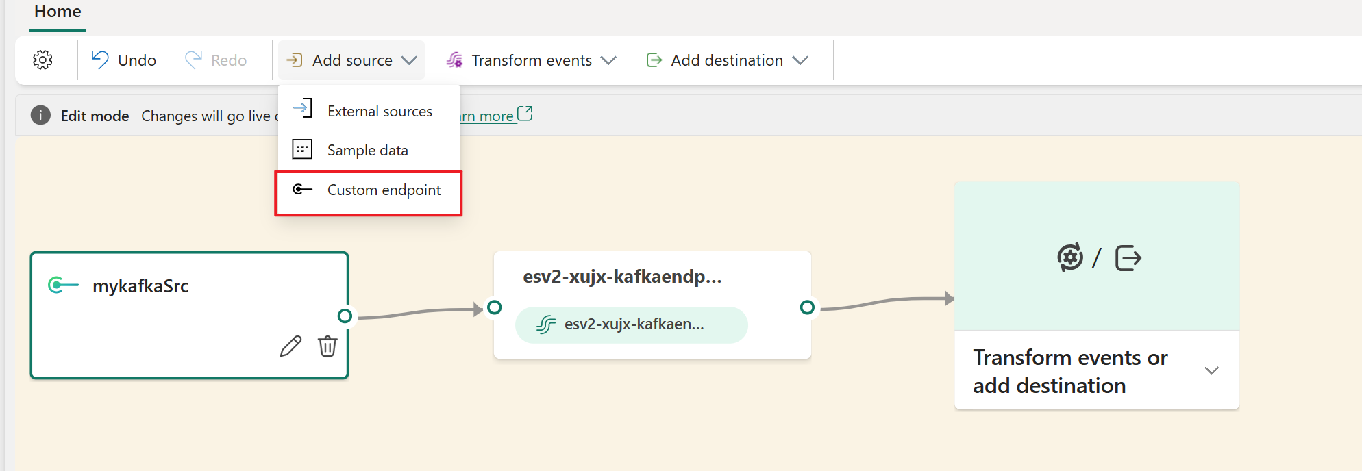 选择自定义终结点作为事件流的源的屏幕截图。
