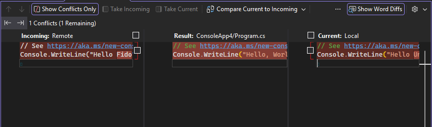 显示合并编辑器垂直视图的屏幕截图。